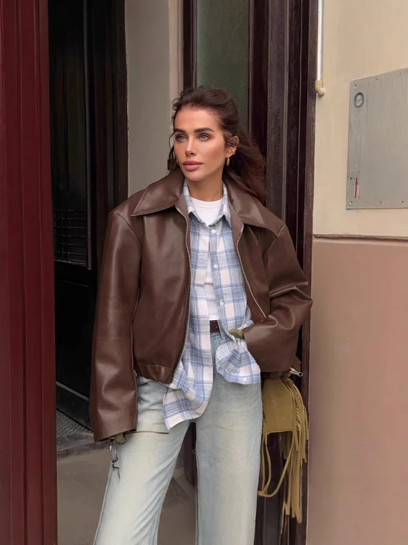 Womens Jacket Outerwears Cropped Faux Leather Jacket - Image 3