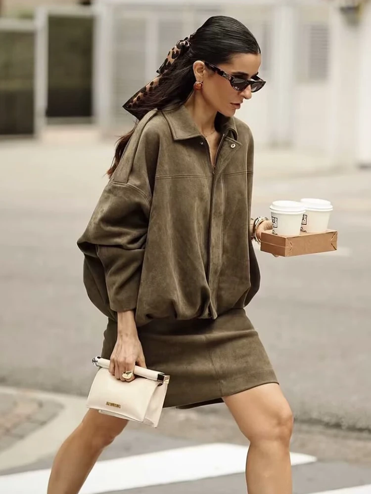 Vintage Women Green Oversize Bomber Jackets - Image 4