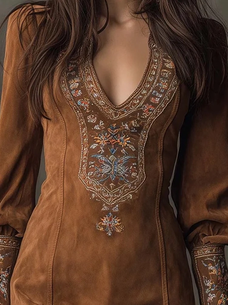 Women's Fashion Embroidery Print Wrap Hip Dress - Image 5